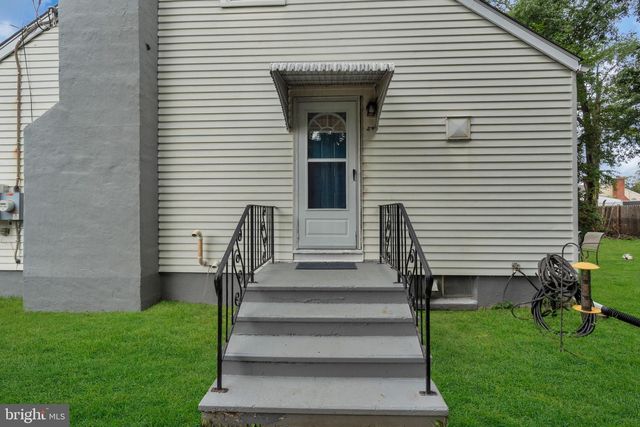 254 CALIFORNIA AVE, Hamilton, NJ 08619