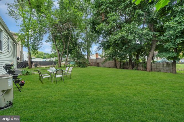 254 CALIFORNIA AVE, Hamilton, NJ 08619