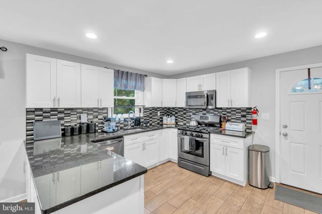 254 CALIFORNIA AVE, Hamilton, NJ 08619