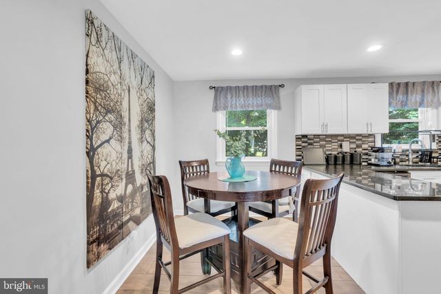 254 CALIFORNIA AVE, Hamilton, NJ 08619