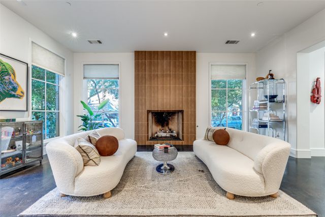 3816 Hawthorne Avenue B, Dallas, TX 75219