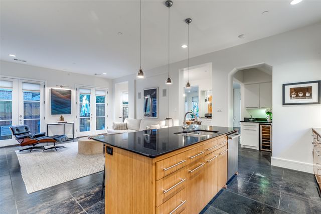 3816 Hawthorne Avenue B, Dallas, TX 75219