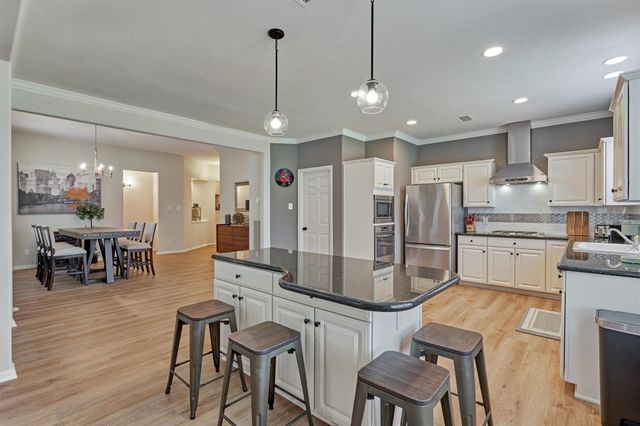3 E Night Heron Place, The Woodlands, TX 77382