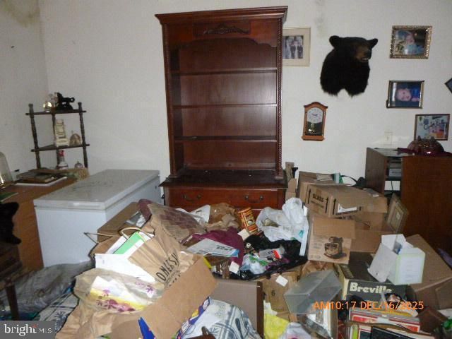 127 SHELLY RD, Glen Burnie, MD 21061