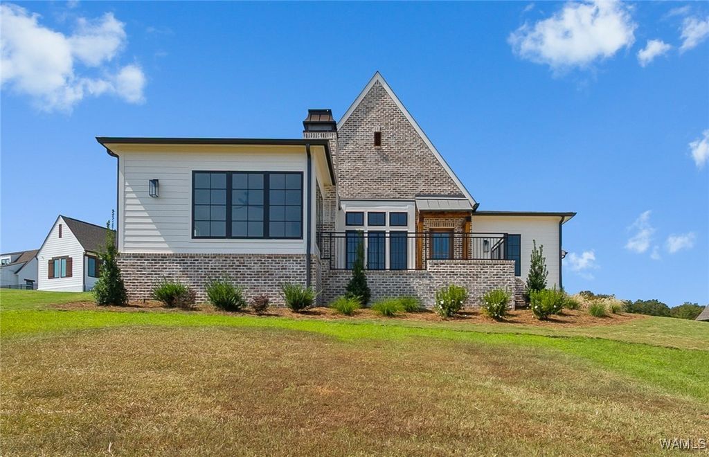 14326 Highland Lakes, Northport, AL 35475