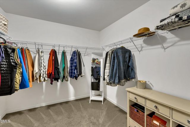 100 N Great White Way, Clayton, NC 27527