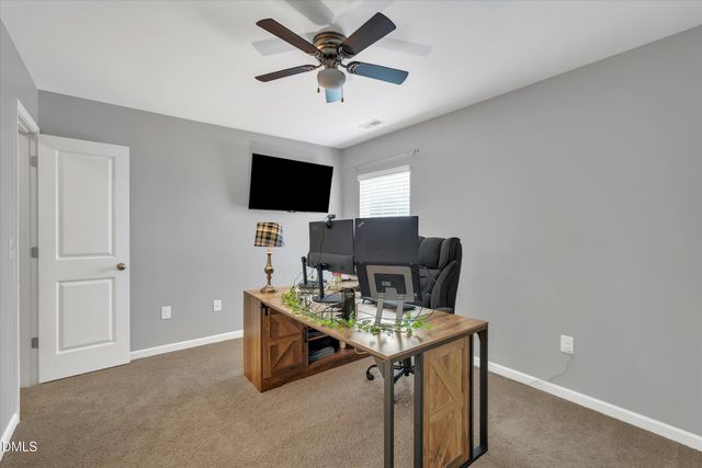 100 N Great White Way, Clayton, NC 27527