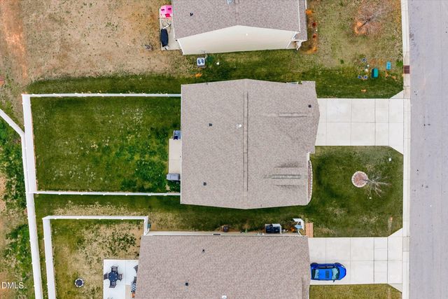 100 N Great White Way, Clayton, NC 27527