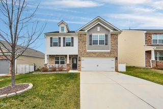 100 N Great White Way, Clayton, NC 27527