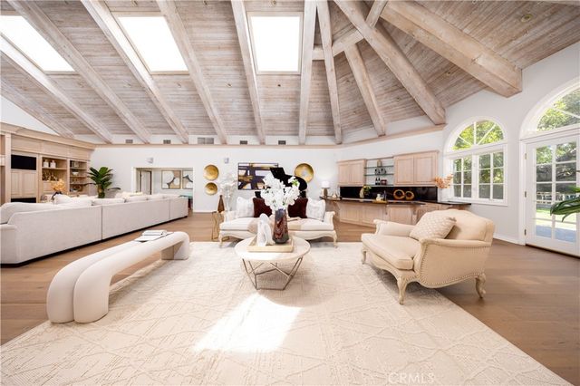 1531 Rodeo Road, Arcadia, CA 91006