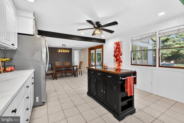 264 E PADONIA RD, Lutherville Timonium, MD 21093