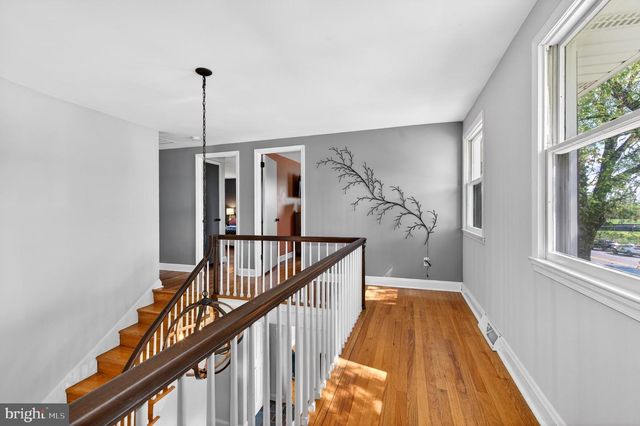 264 E PADONIA RD, Lutherville Timonium, MD 21093