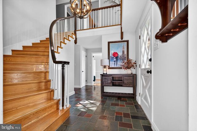 264 E PADONIA RD, Lutherville Timonium, MD 21093