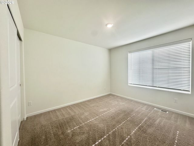 64 Ne 134TH Pl, Portland, OR 97230