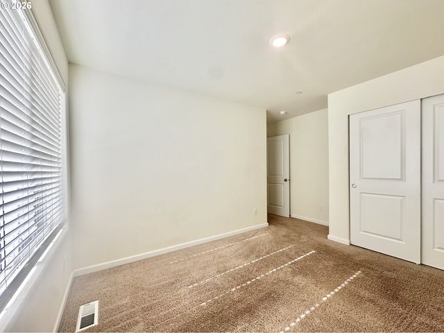 64 Ne 134TH Pl, Portland, OR 97230