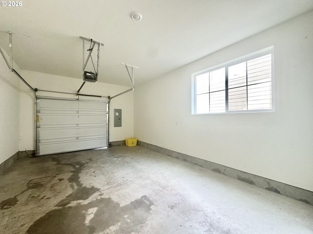 64 Ne 134TH Pl, Portland, OR 97230