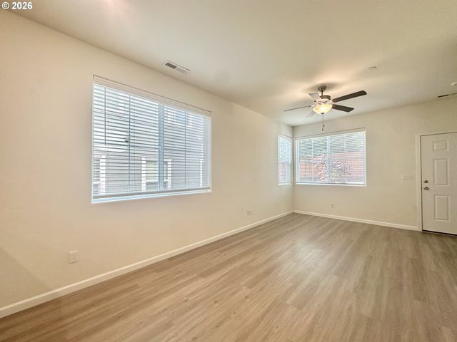 64 Ne 134TH Pl, Portland, OR 97230