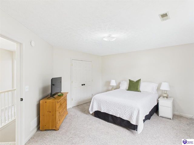 201 Greenleaf Drive, Elizabethtown, KY 42701