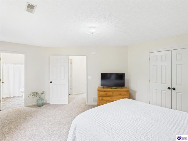 201 Greenleaf Drive, Elizabethtown, KY 42701