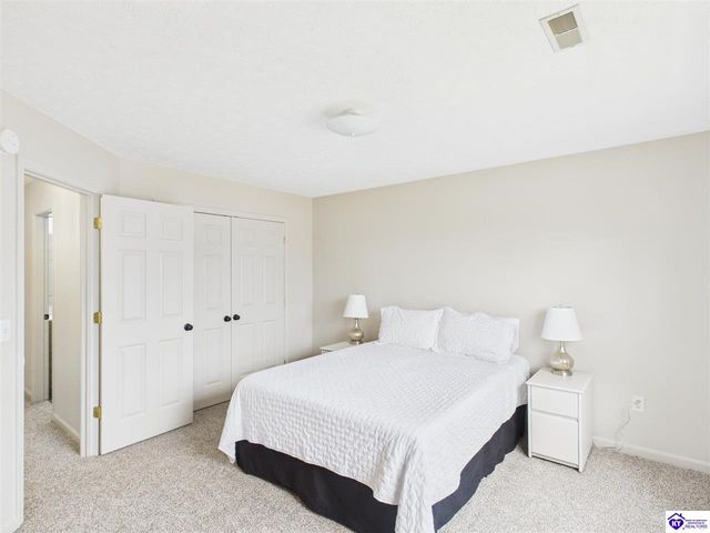 201 Greenleaf Drive, Elizabethtown, KY 42701