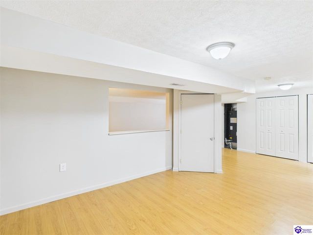 201 Greenleaf Drive, Elizabethtown, KY 42701