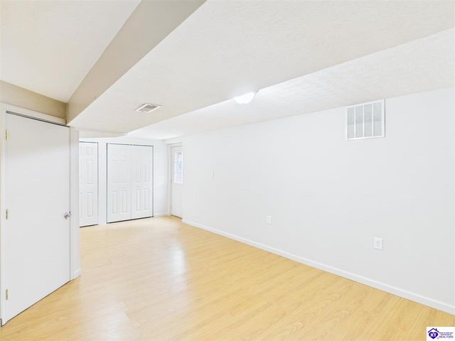 201 Greenleaf Drive, Elizabethtown, KY 42701