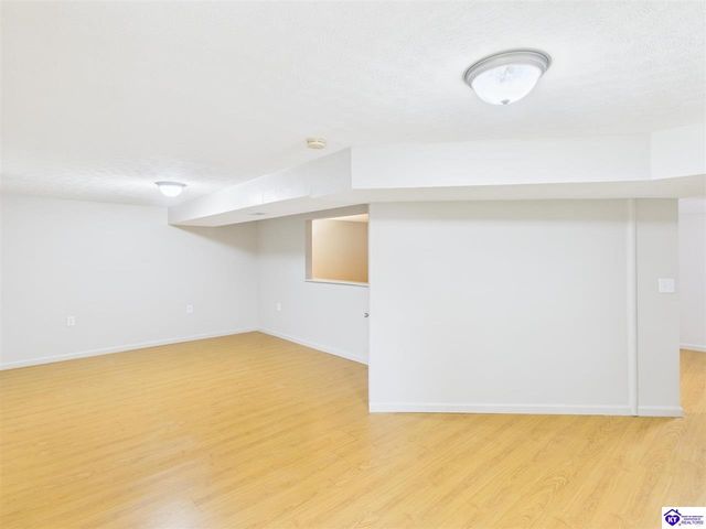 201 Greenleaf Drive, Elizabethtown, KY 42701