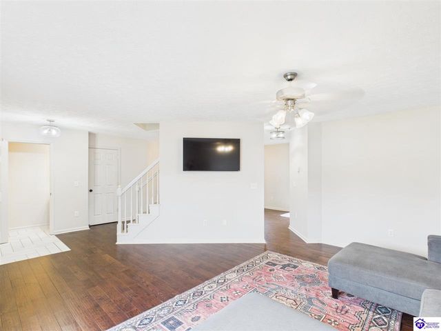 201 Greenleaf Drive, Elizabethtown, KY 42701