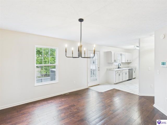 201 Greenleaf Drive, Elizabethtown, KY 42701