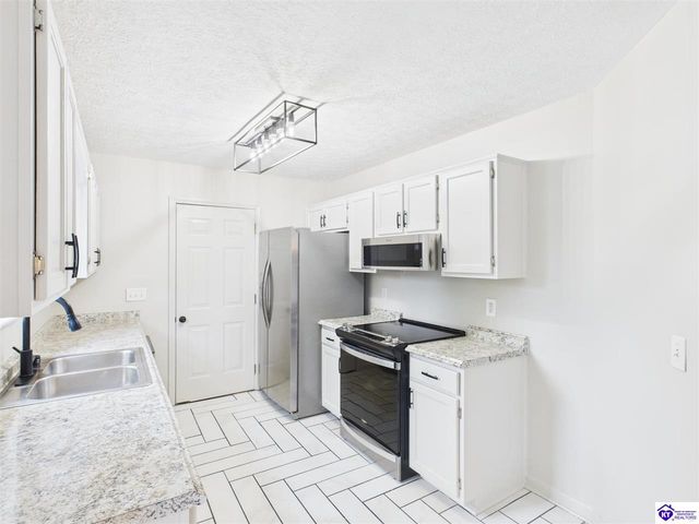 201 Greenleaf Drive, Elizabethtown, KY 42701