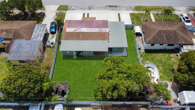 3421 NW 176th St, Miami Gardens, FL 33056