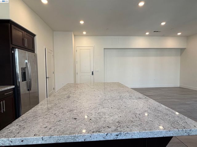 1625 Delano St 31, Milpitas, CA 95035