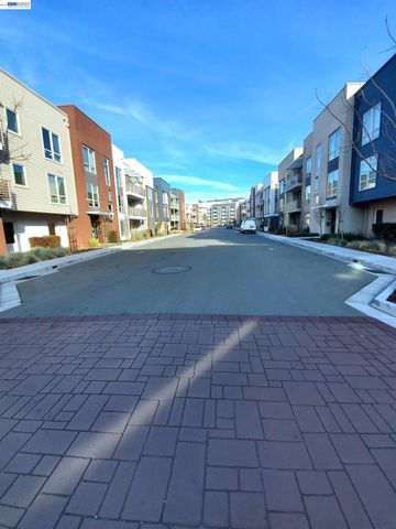 1625 Delano St 31, Milpitas, CA 95035