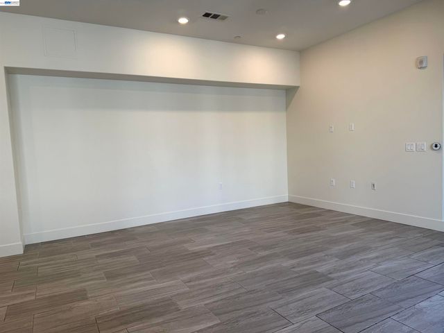 1625 Delano St 31, Milpitas, CA 95035
