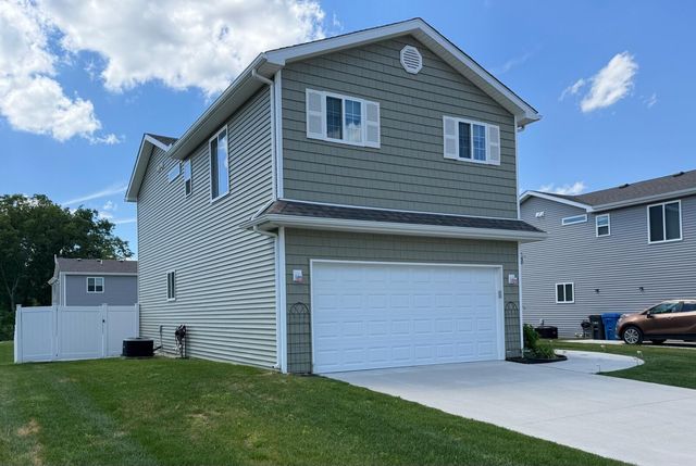 3963 Lotus Landing Circle, Waterford, MI 48329