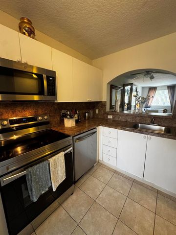 3810 N Jog Road 105, Royal Palm Beach, FL 33411