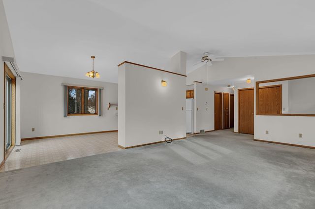 302 N Hickory Street, Royalton, MN 56373