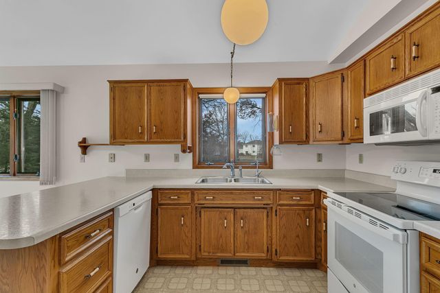 302 N Hickory Street, Royalton, MN 56373