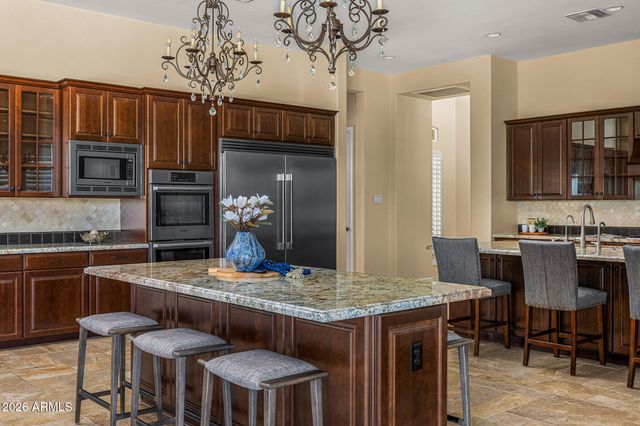 4602 E MOCKINGBIRD Lane, Paradise Valley, AZ 85253