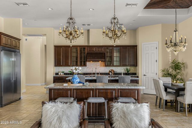 4602 E MOCKINGBIRD Lane, Paradise Valley, AZ 85253
