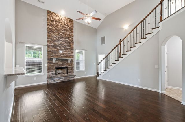 7409 Holly Leaf Way, Fairview, TN 37062