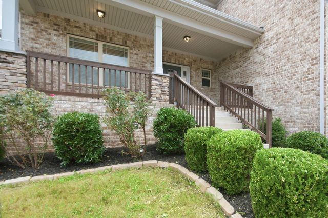 7409 Holly Leaf Way, Fairview, TN 37062