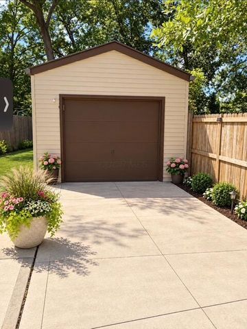 4097 Forest Edge Drive, Columbus, OH 43230