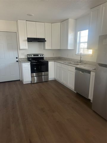 1802 Up The Grove Street, Greenville, TX 75401