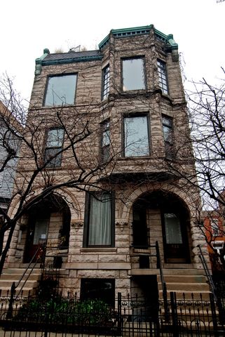 622 W Briar Place PH, Chicago, IL 60657