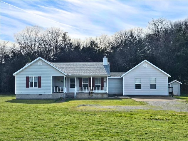 1511 County Road 617, Green Forest, AR 72638