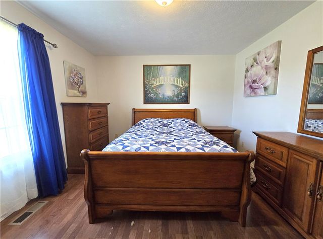 1511 County Road 617, Green Forest, AR 72638