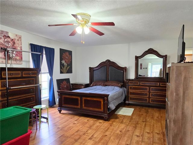 1511 County Road 617, Green Forest, AR 72638