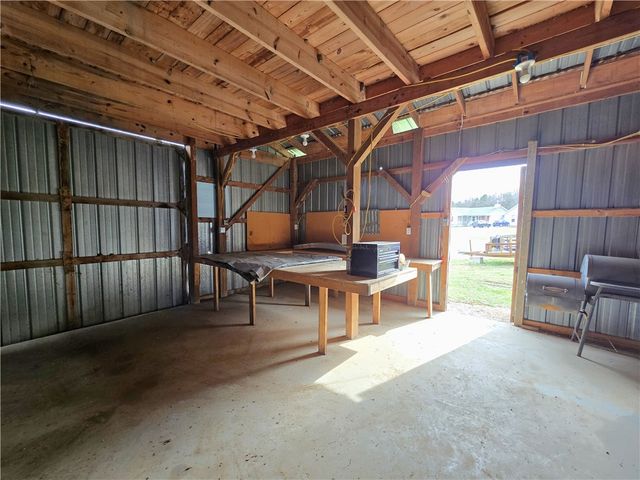 1511 County Road 617, Green Forest, AR 72638