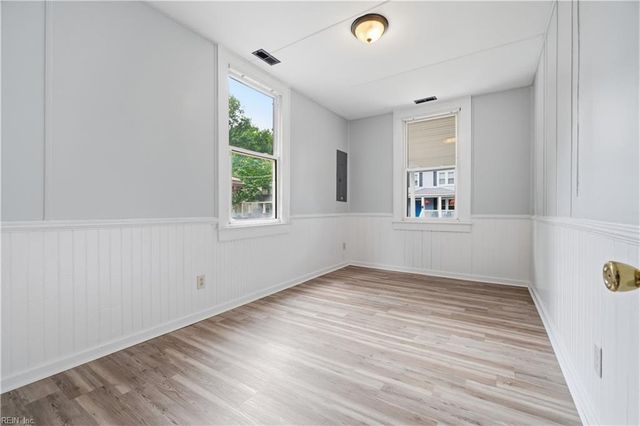825 W 48th ST, Norfolk, VA 23508